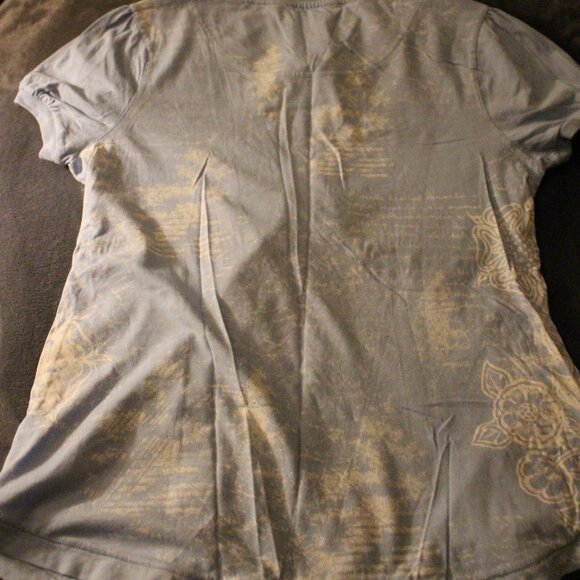 England Soccer Team Fan Shirt - Picture 5 of 5